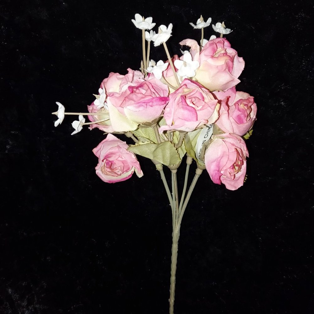 Bundle of 12 Mini Rose Bouquets  Mixed with  Baby's Breaths